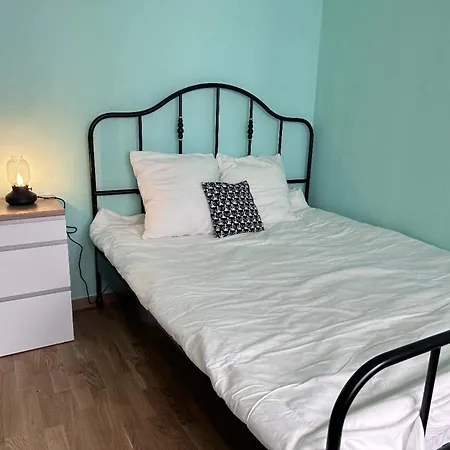 Mystery Base 홈스테이 *