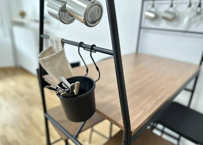 Mystery Base * 파리