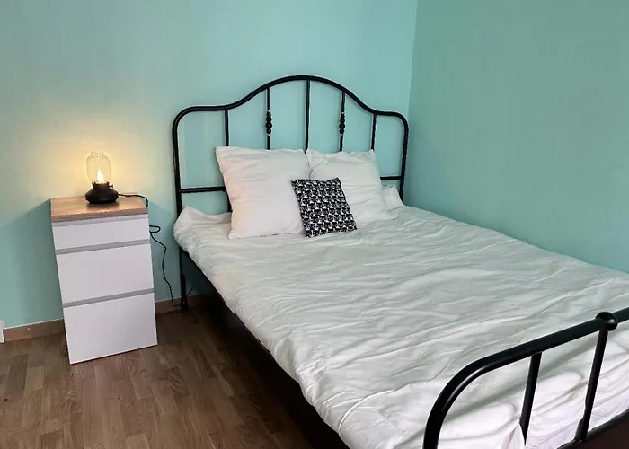 Mystery Base 홈스테이 *